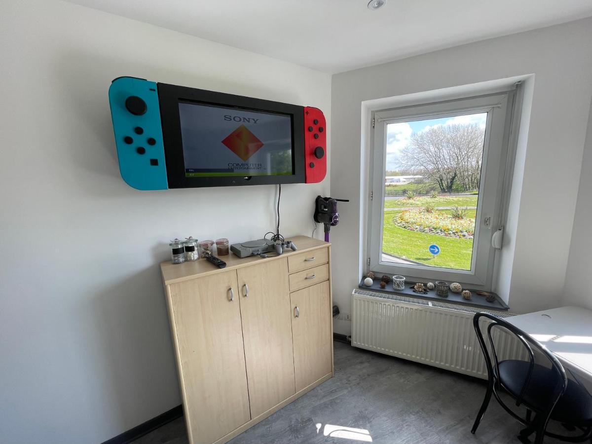 Studio Petit Plus Gaming ! Calais Exterior foto